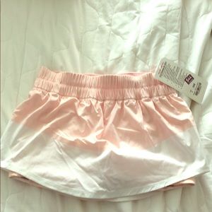 Lulu lemon running & tennis shorts w skirt over